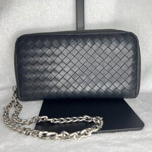 Bottega Veneta Intrecciato Zip Around Wallet/Wristlet Like New